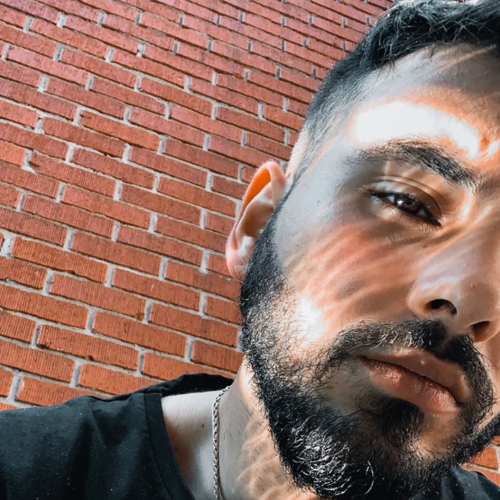 Meet your Posher, Mert